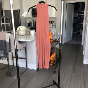 Mini peach sleeveless dress